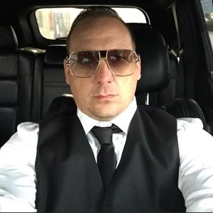 Meet your Posher, Clayton